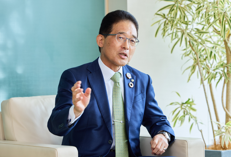 代表取締役会長　西川 弘典